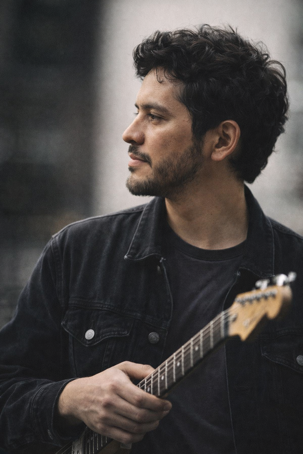 Adrián Velasco - músico profesional